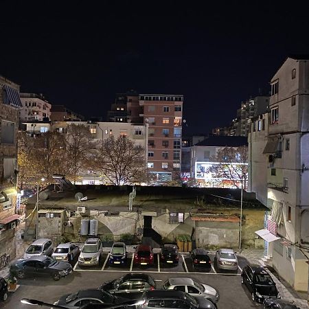 Komatas Modern Apartments In Bllok Area Tirana Buitenkant foto