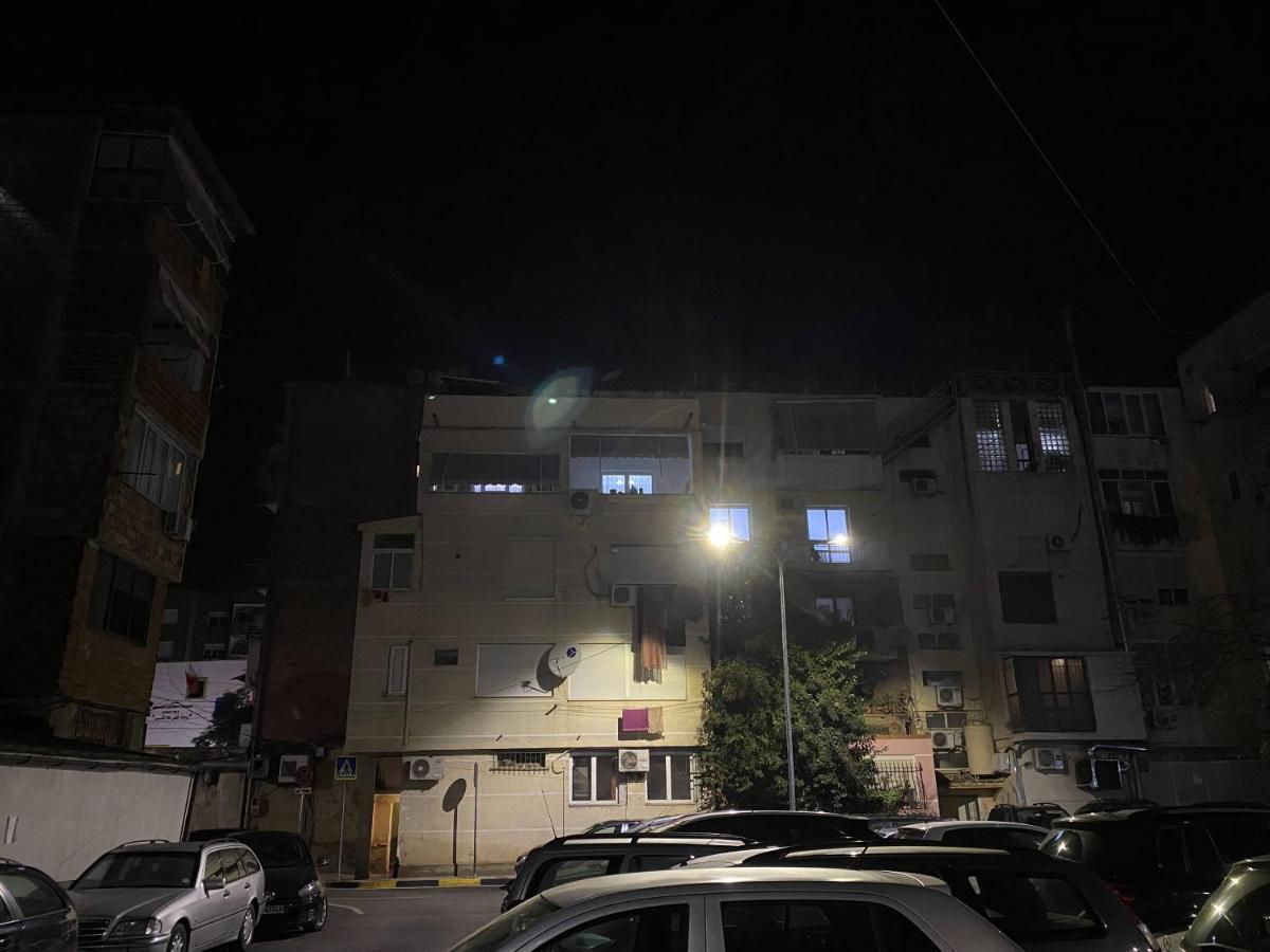 Komatas Modern Apartments In Bllok Area Tirana Buitenkant foto