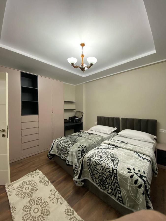 Komatas Modern Apartments In Bllok Area Tirana Buitenkant foto